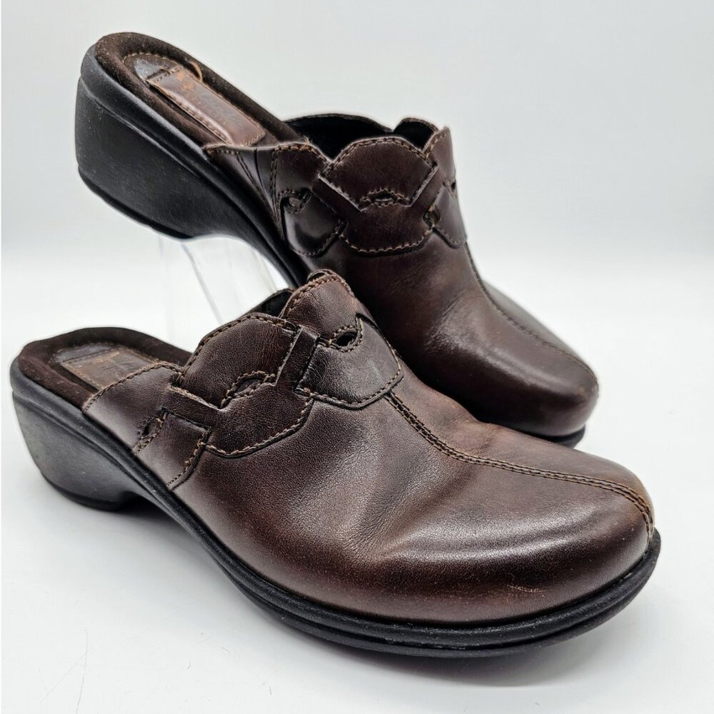 Clarks Artisan Brown Leather Slip On Mules Clogs Women's Size 6.5